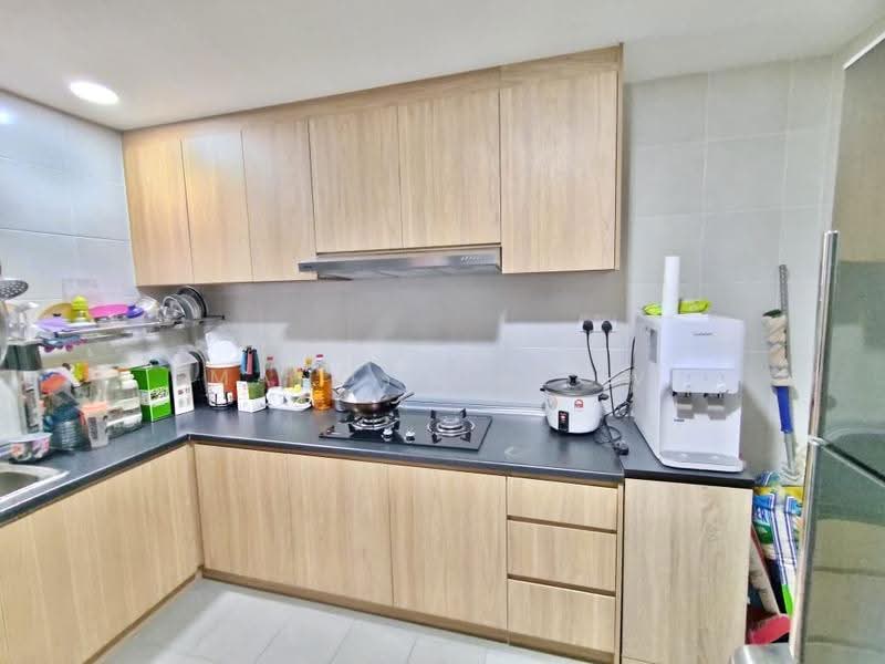 Apartment for Sale at 125 Rich Residence - Mandy Cheow - Kitchen - PropertyGuru.com.my