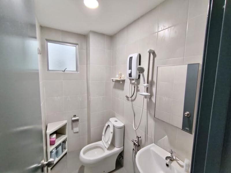 Apartment for Sale at 125 Rich Residence - Mandy Cheow - Bathroom - PropertyGuru.com.my