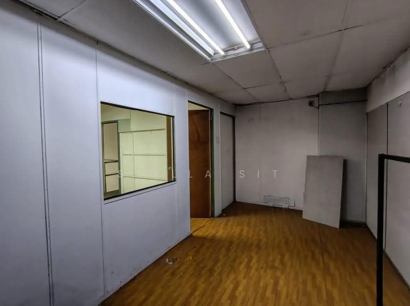 Office for Rent in Pandamaran (Klang) - Stella Sit - Interior - PropertyGuru.com.my