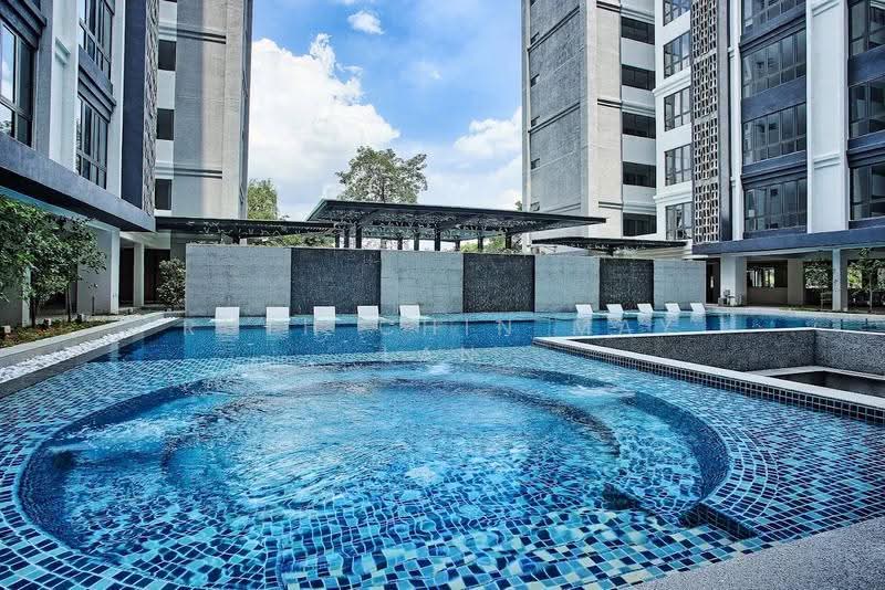 Kondominium untuk Dijual di The Resident - Ruth Chin May Lan - Pool - PropertyGuru.com.my