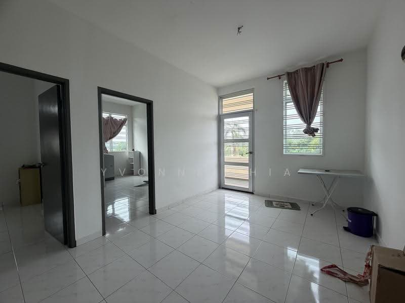 Rumah Teres 2-Tingkat untuk Dijual di Taman Cheng Setia (Cheng) - Yvonne Chia - PropertyGuru.com.my