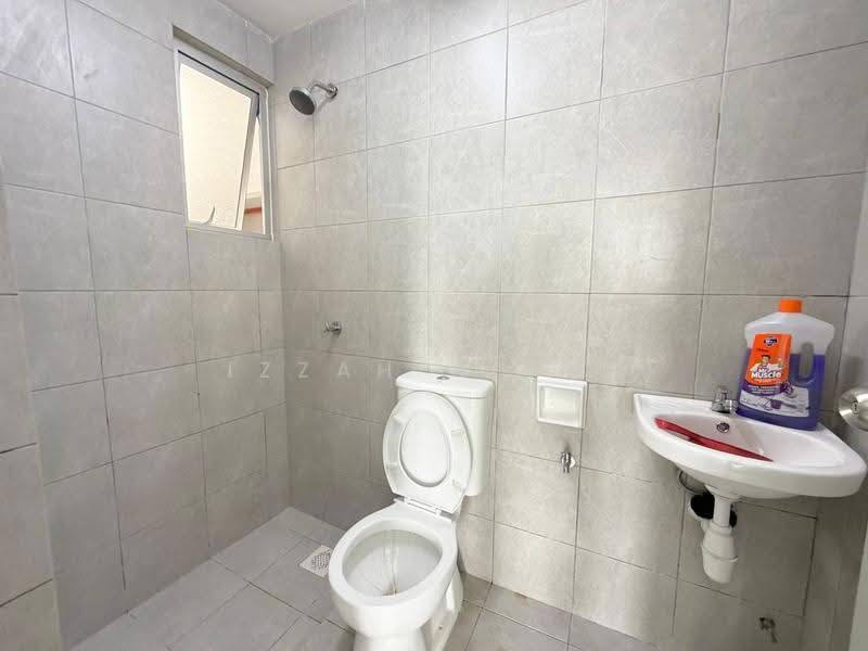 Pangsapuri untuk Dijual di Trifolia - Izzah Alias - Bathroom - PropertyGuru.com.my