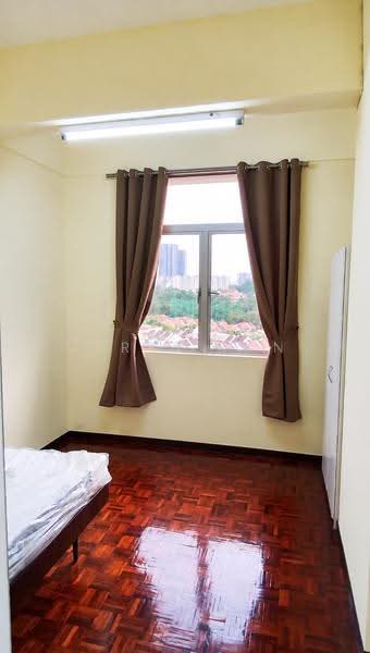 Pangsapuri untuk Disewa di Taman Jubilee Phase 5 - Jerry Tan - Bedroom - PropertyGuru.com.my