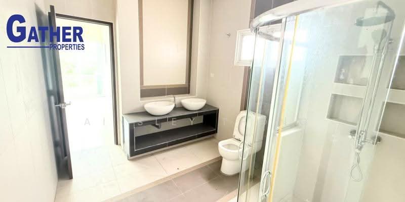 Banglo Pautan untuk Dijual di Ipoh (Perak) - Ainsley Thong - Bathroom - PropertyGuru.com.my