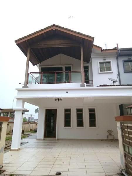 Rumah Berkembar untuk Dijual di Taman Kempas Utama (Tebrau) - Karl Lim - Exterior - PropertyGuru.com.my