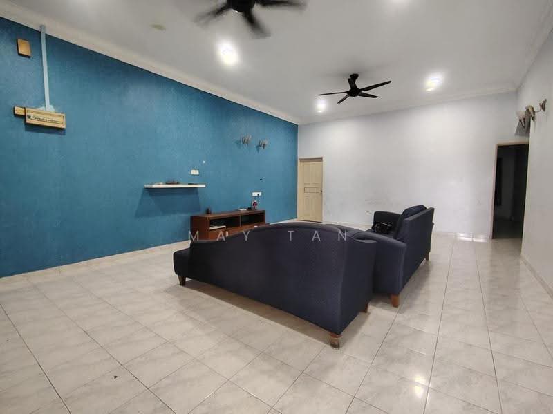 Semi-Detached House for Sale in Bandar Seri Impian (Kluang) - May Tan - Living Room - PropertyGuru.com.my