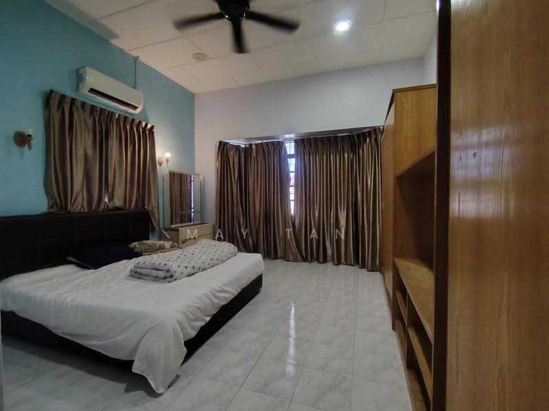 Semi-Detached House for Sale in Bandar Seri Impian (Kluang) - May Tan - Bedroom - PropertyGuru.com.my