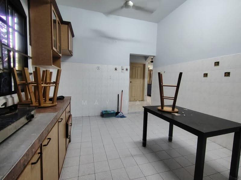Semi-Detached House for Sale in Bandar Seri Impian (Kluang) - May Tan - Kitchen - PropertyGuru.com.my