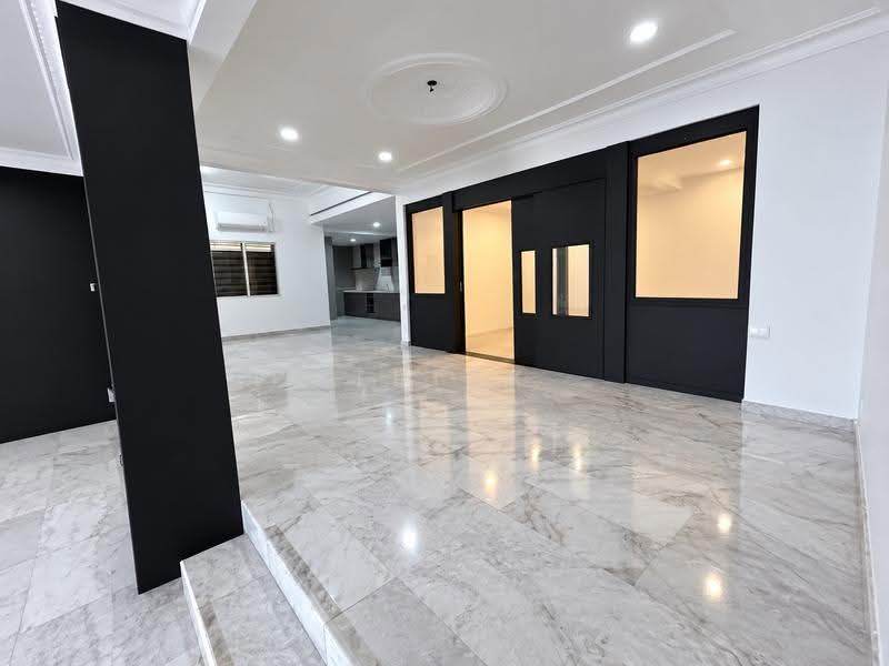 Shop for Rent in Pulau Tikus (Penang) - Patrick . - Interior - PropertyGuru.com.my