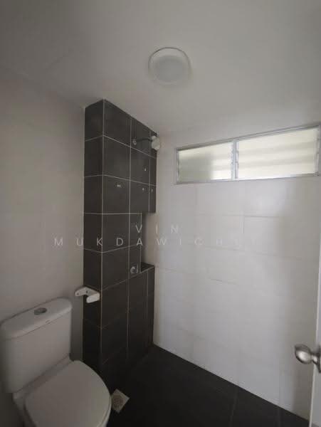 Kondominium untuk Disewa di D' Camellia - Vin Mukdawichit - Bathroom - PropertyGuru.com.my