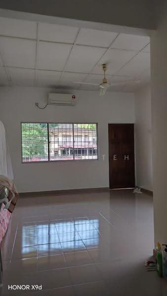 2-storey Terraced House for Sale in Taiping (Perak) - Wendy Teh - Living Room - PropertyGuru.com.my