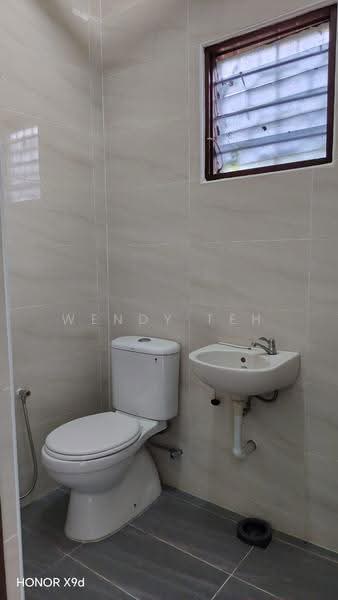 2-storey Terraced House for Sale in Taiping (Perak) - Wendy Teh - Bathroom - PropertyGuru.com.my