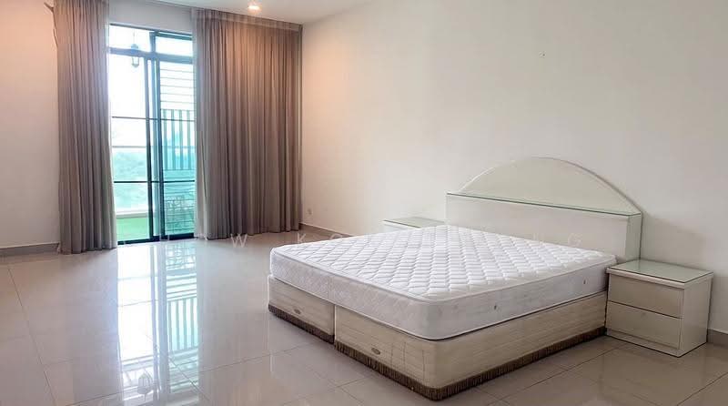 3-storey Terraced House for Sale in Taman Damai Utama (Bandar Kinrara) - Chow Kok Toong - Bedroom - PropertyGuru.com.my