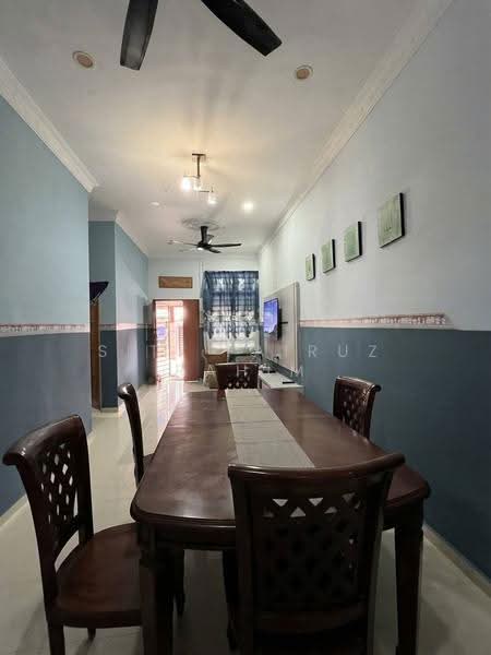 Rumah Teres untuk Dijual di Bukit Beruang (Bukit Baru) - Siti Fairuz Rahim - Dining Room - PropertyGuru.com.my