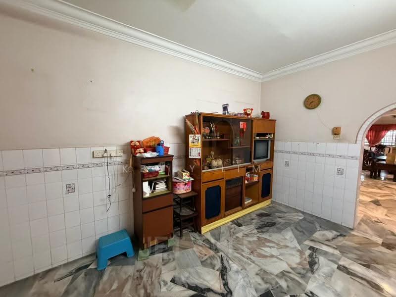 Rumah Teres 2-Tingkat untuk Dijual di Taman Klang Jaya (Klang) - Kelly Lim - Living Room - PropertyGuru.com.my
