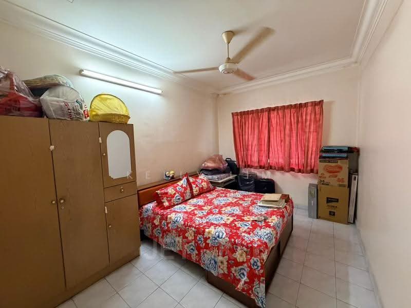 Rumah Teres 2-Tingkat untuk Dijual di Taman Klang Jaya (Klang) - Kelly Lim - Bedroom - PropertyGuru.com.my
