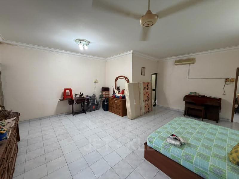 Rumah Teres 2-Tingkat untuk Dijual di Taman Klang Jaya (Klang) - Kelly Lim - Bedroom - PropertyGuru.com.my