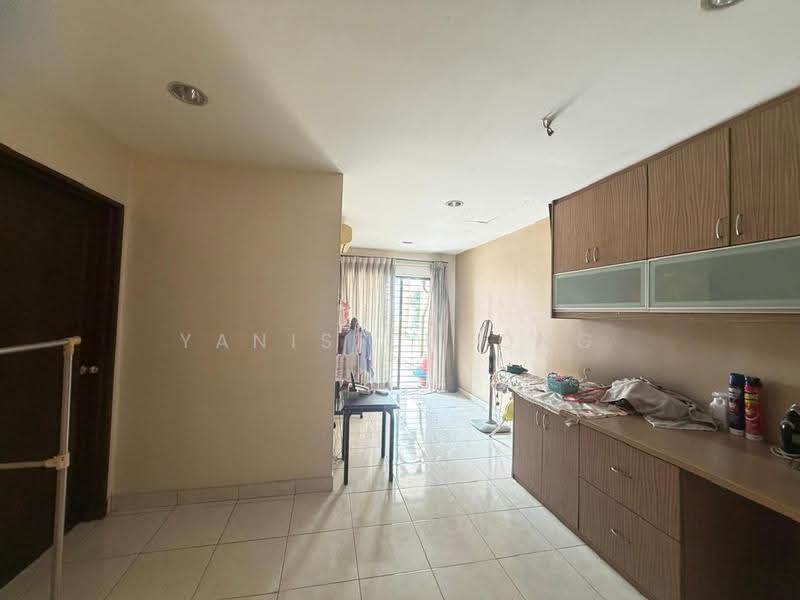 Semi-Detached House for Sale in Jalan Ipoh (Kuala Lumpur) - Yanis Cheong - Living Room - PropertyGuru.com.my