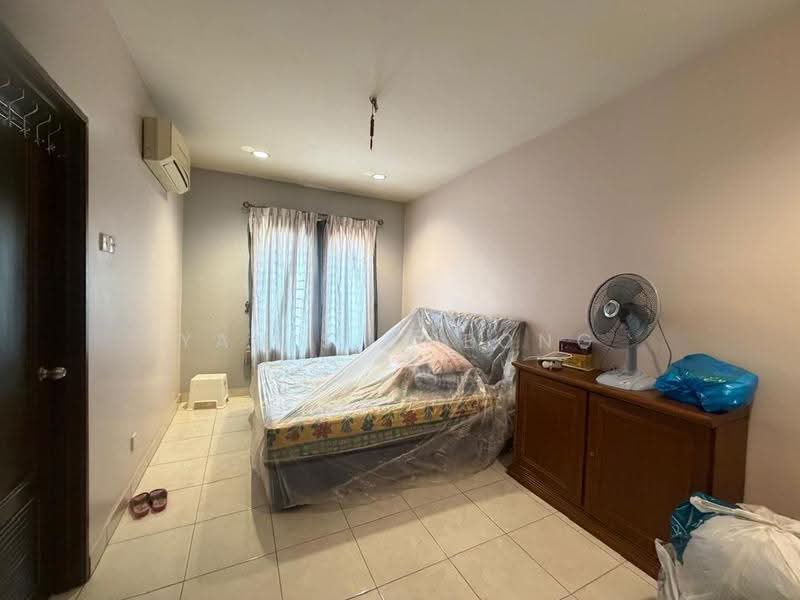 Semi-Detached House for Sale in Jalan Ipoh (Kuala Lumpur) - Yanis Cheong - Bedroom - PropertyGuru.com.my