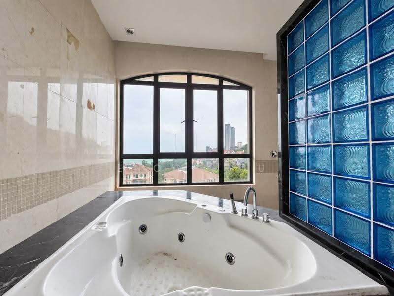 Bungalow House for Sale in Batu Ferringhi (Penang) - Enoch Tiu - Bathroom - PropertyGuru.com.my
