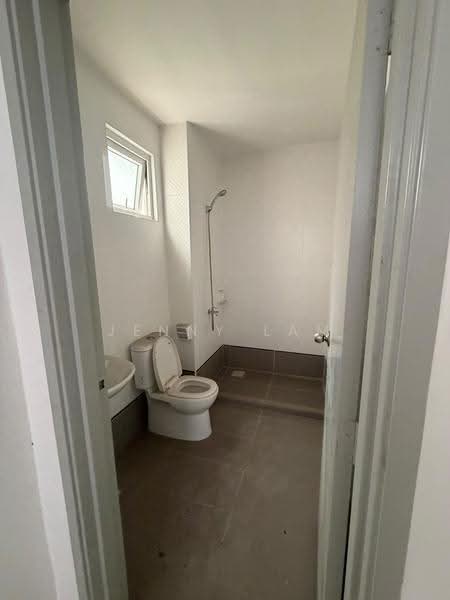 Tanah Kediaman untuk Dijual di Johor Bahru (Johor) - Jenny Lam - Bathroom - PropertyGuru.com.my