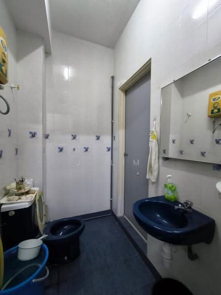 2-storey Terraced House for Sale in SS 23, Taman Sea (Petaling Jaya) - J. Lim - Bathroom - PropertyGuru.com.my