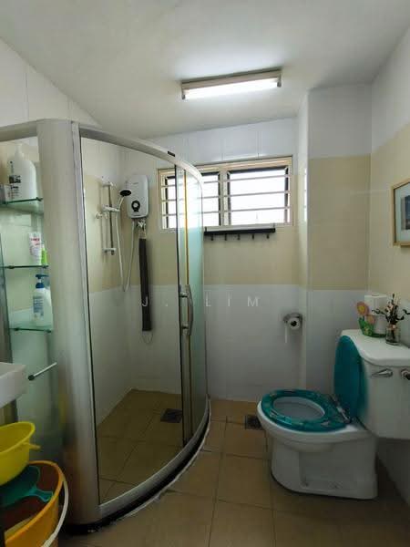 2-storey Terraced House for Sale in SS 23, Taman Sea (Petaling Jaya) - J. Lim - Bathroom - PropertyGuru.com.my