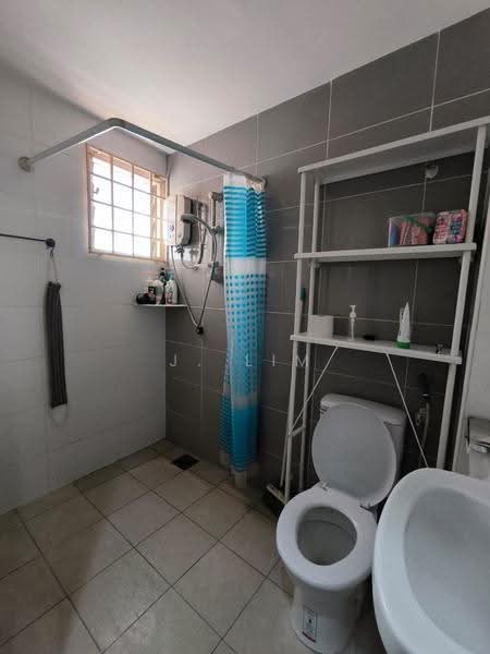 2-storey Terraced House for Sale in SS 23, Taman Sea (Petaling Jaya) - J. Lim - Bathroom - PropertyGuru.com.my