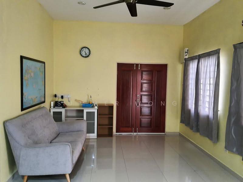 Rumah Teres 1.5-Tingkat untuk Disewa di Petaling Jaya (Selangor) - Summer Wong - Living Room - PropertyGuru.com.my