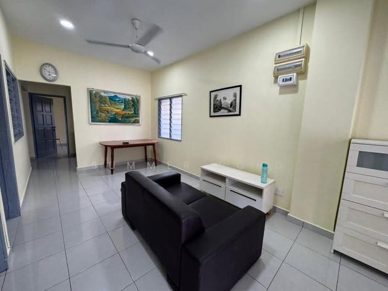 Rumah Teres 1.5-Tingkat untuk Disewa di Petaling Jaya (Selangor) - Summer Wong - Living Room - PropertyGuru.com.my
