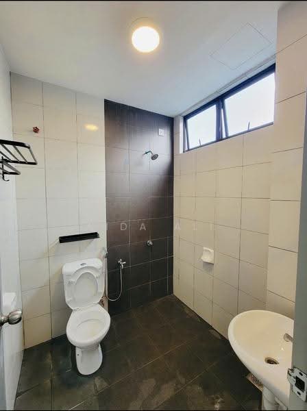 Pangsapuri untuk Disewa di Residensi Klebang 2 (PR1MA @ Klebang 2) - Aida Ali - Bathroom - PropertyGuru.com.my