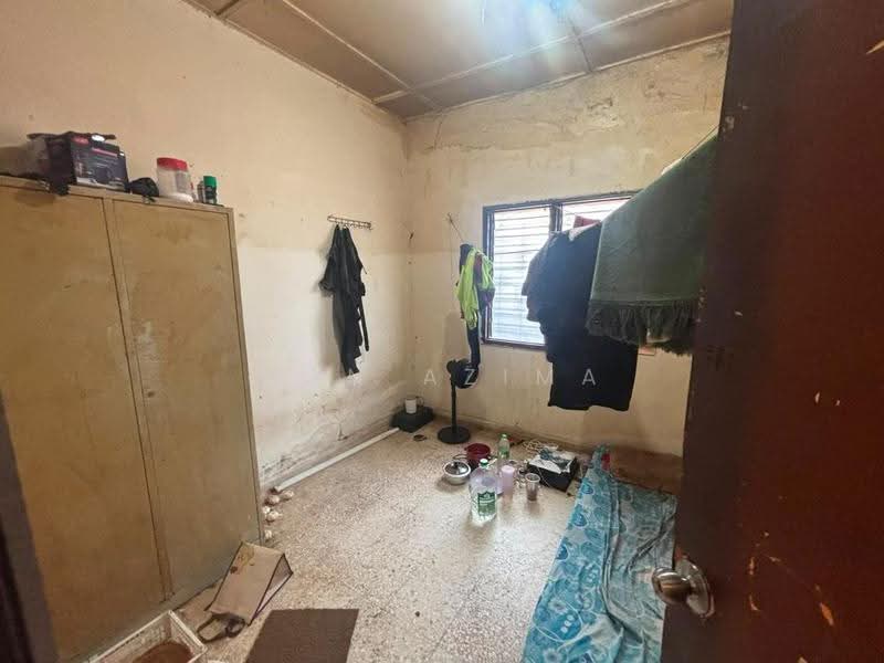 Rumah Teres 1.5-Tingkat untuk Dijual di Bandar Baru Sungai Buloh (Sungai Buloh) - Wan Azima - Bedroom - PropertyGuru.com.my
