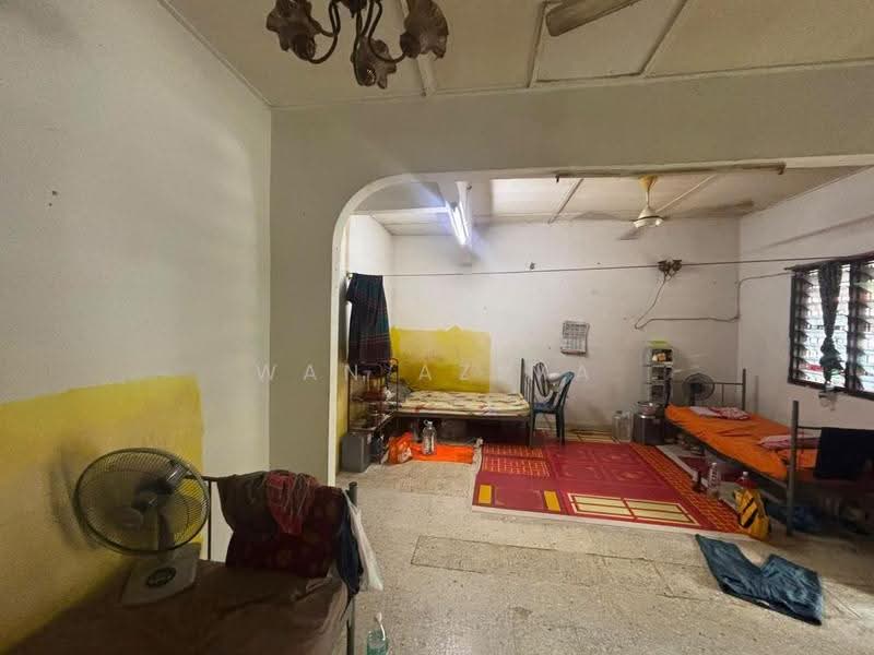 Rumah Teres 1.5-Tingkat untuk Dijual di Bandar Baru Sungai Buloh (Sungai Buloh) - Wan Azima - Bedroom - PropertyGuru.com.my