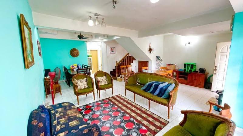 Rumah Teres 2-Tingkat untuk Disewa di Kota Damansara (Selangor) - Nadia Rahim - Living Room - PropertyGuru.com.my