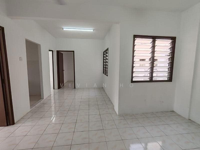 Apartment for Sale at Palma Apartment (Bandar Country Homes) - Vivian Ho - Living Room - PropertyGuru.com.my