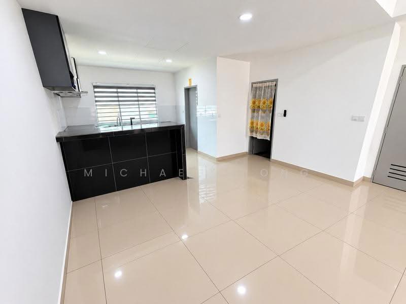 2-storey Terraced House for Rent in Bandar Gamuda Gardens (Rawang) - Michael Siong - Kitchen - PropertyGuru.com.my