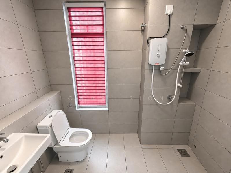 2-storey Terraced House for Rent in Bandar Gamuda Gardens (Rawang) - Michael Siong - Bathroom - PropertyGuru.com.my