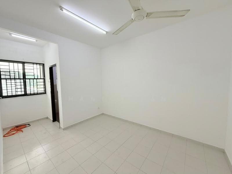 Rumah Bandar untuk Dijual di Taman Scientex Kulai (Sedenak) - Shanice Tan - Interior - PropertyGuru.com.my