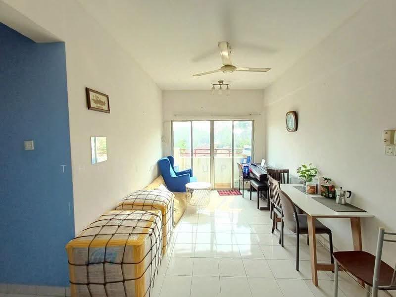Pangsapuri untuk Dijual di Mandy Court - Thoriq Suparman - Living Room - PropertyGuru.com.my