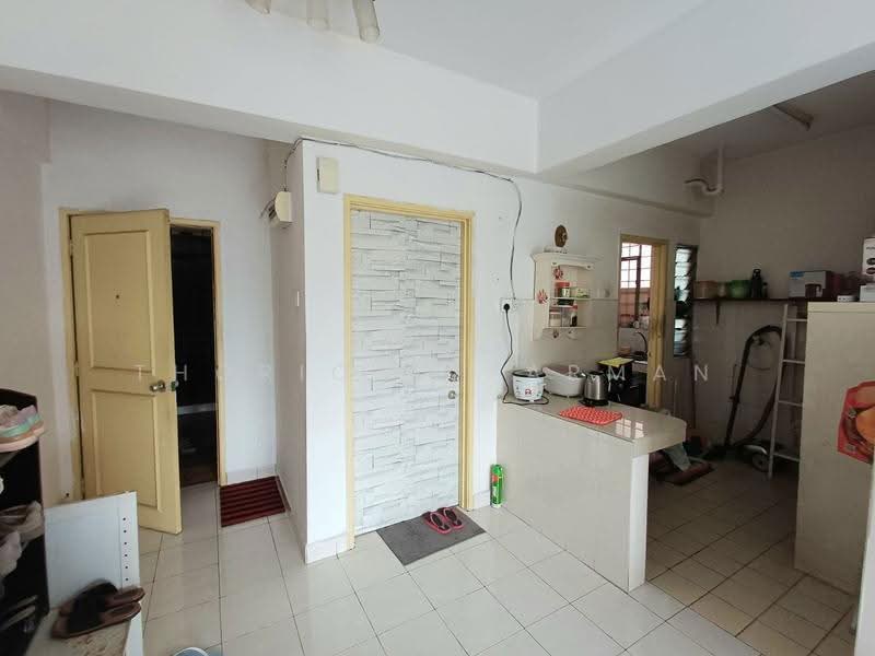 Pangsapuri untuk Dijual di Mandy Court - Thoriq Suparman - Kitchen - PropertyGuru.com.my