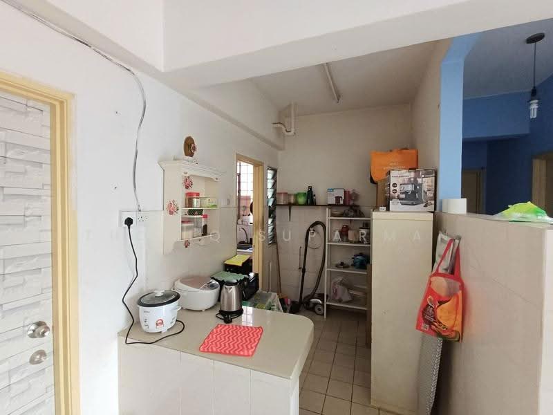 Pangsapuri untuk Dijual di Mandy Court - Thoriq Suparman - Kitchen - PropertyGuru.com.my