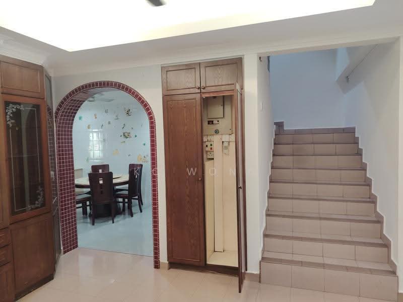 Rumah Teres 2-Tingkat untuk Disewa di Taman Overseas Union (Taman Oug) (Jalan Klang Lama (Old Klang Road)) - KC Wong - Dining Room - PropertyGuru.com.my