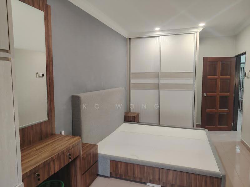 Rumah Teres 2-Tingkat untuk Disewa di Taman Overseas Union (Taman Oug) (Jalan Klang Lama (Old Klang Road)) - KC Wong - Bedroom - PropertyGuru.com.my