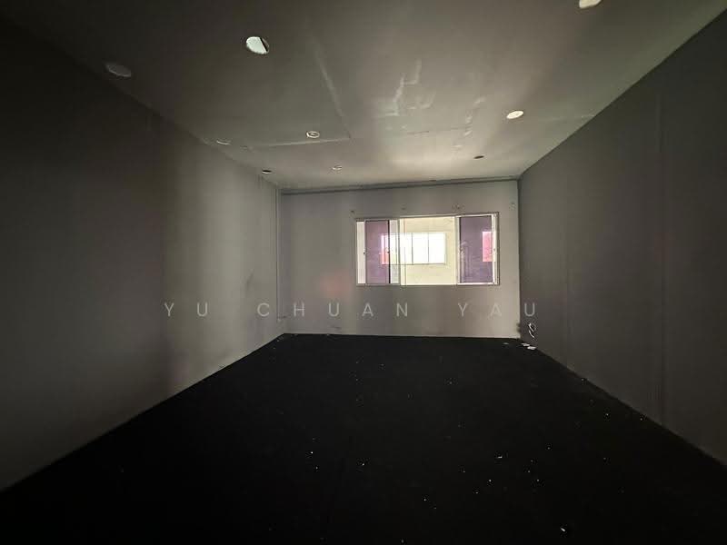 Warehouse for Sale in Taman Iks Malim Jaya (Bachang) - Yu Chuan Yau - PropertyGuru.com.my