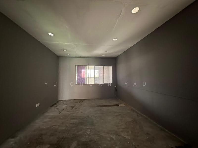 Warehouse for Sale in Taman Iks Malim Jaya (Bachang) - Yu Chuan Yau - PropertyGuru.com.my