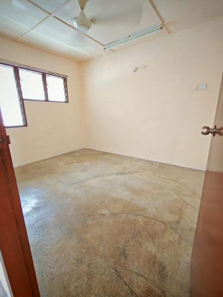 Rumah Flat untuk Dijual di Apartment Dahlia B - Wind Mah - Interior - PropertyGuru.com.my