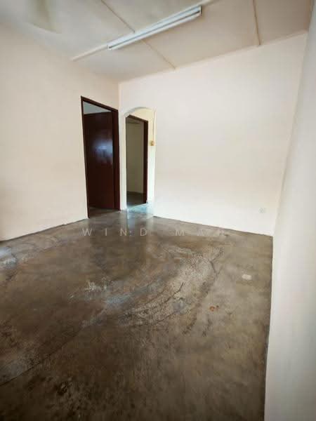Rumah Flat untuk Dijual di Apartment Dahlia B - Wind Mah - Interior - PropertyGuru.com.my