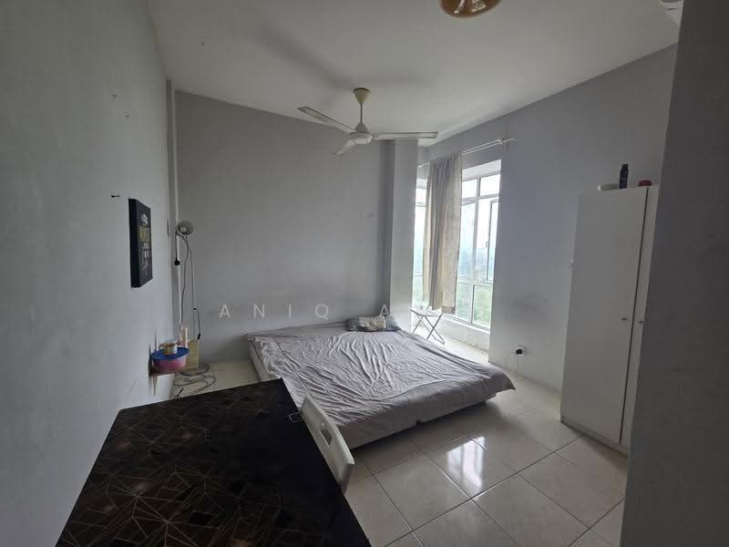 Kondominium untuk Dijual di Unipark Condominium - Aniq Azmi - Bedroom - PropertyGuru.com.my
