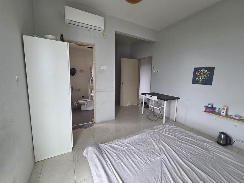 Kondominium untuk Dijual di Unipark Condominium - Aniq Azmi - Bedroom - PropertyGuru.com.my