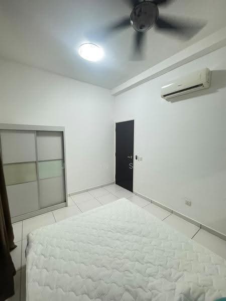 Kediaman Servis untuk Disewa di Sky View - John Sia - Bedroom - PropertyGuru.com.my